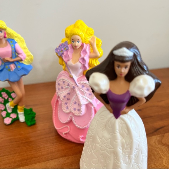 Barbies Set Of 7 1995 McDonald's Happy Meal Toys - Picture 10 of 10